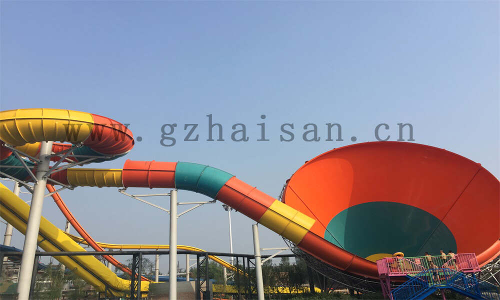 儿童乐园水上设备厂家：打造欢乐水上世界